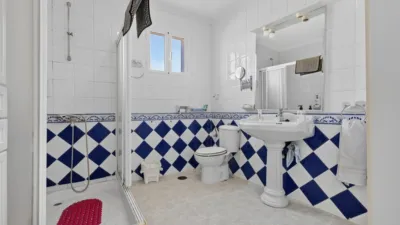 Single-family home on Urbanizacion Frutales del Alcor, no. photo 35