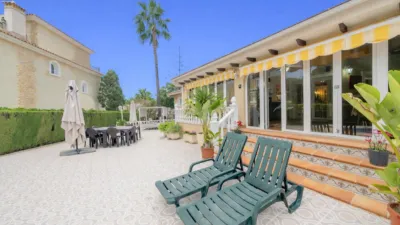 Single-family home in Cabo Roig-La Zenia-La Regia photo 53