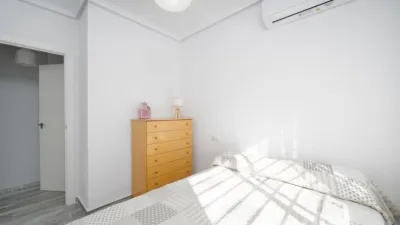 Semi-detached house on Carrer de Biar, nº > photo 14