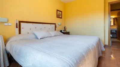 Single-family home in Camping Valdemorillo photo 17