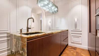 Flat on Calle de O'Donnell, No. > photo 17