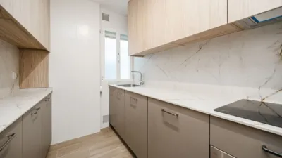 Apartment on Avenida de Bruselas, No. > photo 9