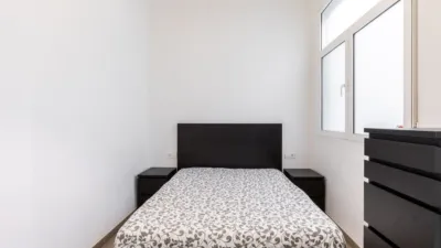 Apartment on Carrer de Calatrava, nº > photo 13