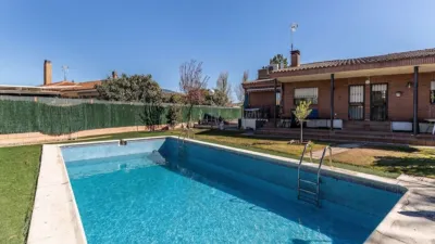 Single-family home on Av. Ibiza, no. photo 2