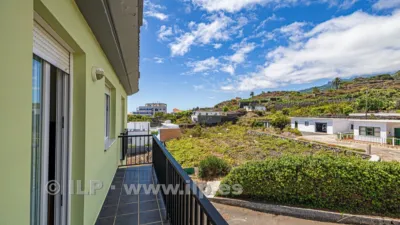 Flat on Calle San Antonio photo 10