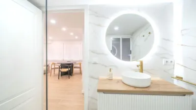 Apartment on Rambla Mendez Nuñez Street, No. photo 42