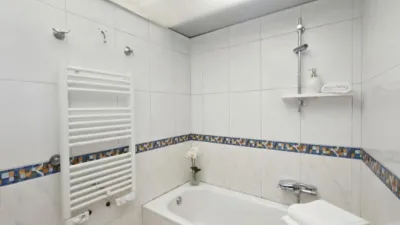 Duplex on Carrer del Ferrocarril, No. > photo 20