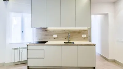 Flat on C. del Gral. Oráa, nº > photo 8