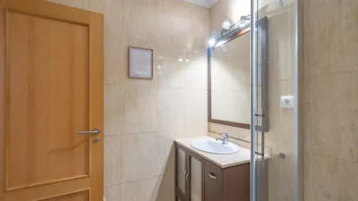 Apartment on Carrer de San Carlos, nº > photo 11