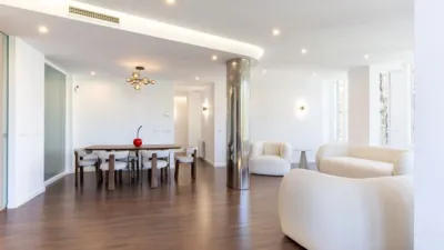 Apartment on Plaça de Cánovas del Castillo, nº photo 6