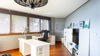 Single-family home on street >Urbanización Bosque U14, nº > photo 48
