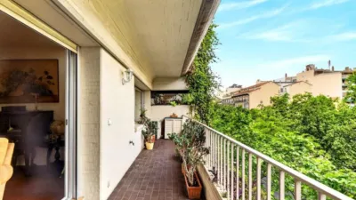 Apartment on C. de Sta. Cruz de Marcenado, nº photo 3