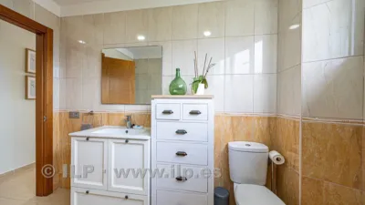 Flat on Calle San Antonio photo 33