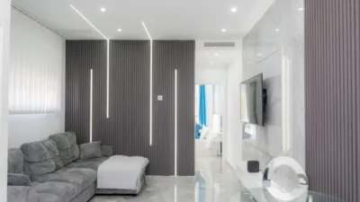 Apartment on Av. de Portugal, nº > photo 2