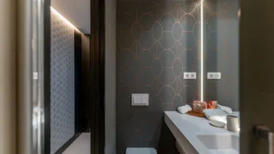 Apartment on C. de Antonio Acuña, no. photo 16