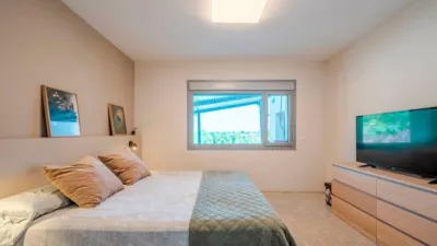 Detached house on Carrer de la Democràcia, nº > photo 26