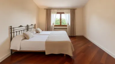 Single-family home on P.º del Río, no. > photo 16