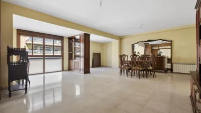 Apartment on Av. de La República Argentina, No. photo 8
