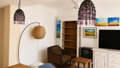 Apartment on Calle de Turina, No. > photo 2