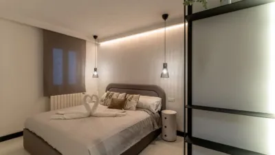 Apartment on C. de Antonio Acuña, no. photo 11
