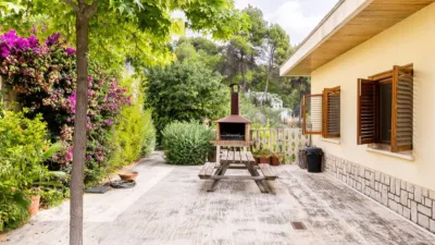 Single-family home on street >Urbanización Bosque U14, nº > photo 56