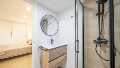 Apartment on Rambla Mendez Nuñez Street, No. photo 31