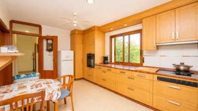 Flat on Carrer Josep de La Tona, nº photo 16