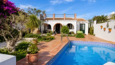 Single-family home on Calle Los Tablazos, No. photo 4