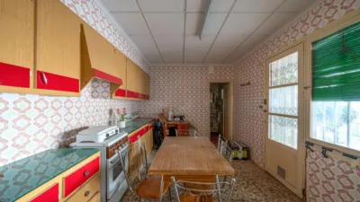 Casa – Cox - Més
