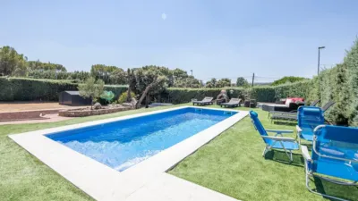 Single-family home in Camping Valdemorillo photo 2