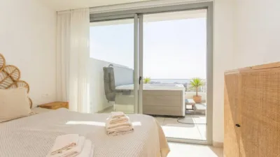 Penthouse on Calle de Benalauría, No. > photo 28