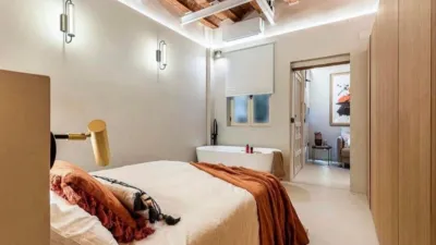 Flat on Calle del Divino Pastor, no. photo 2