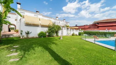 Townhouse on Calle del Sauce, No. > photo 4
