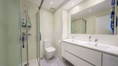 Apartment on Calle de Fermín Caballero, No. > photo 18