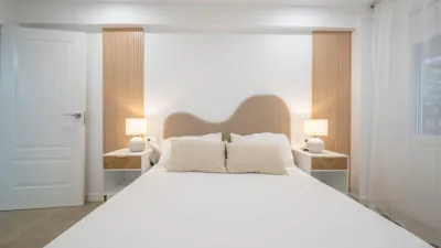 Apartment on Rambla Mendez Nuñez Street, No. photo 36
