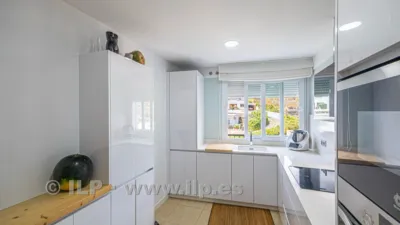 Flat on Calle San Antonio photo 16