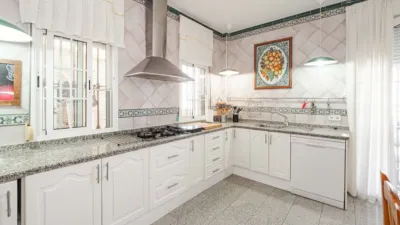 Casa unifamiliar en Gelves photo 8