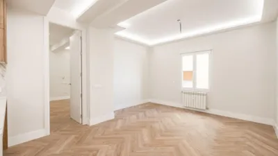 Apartment on Calle C- de Fernán González, No. photo 3