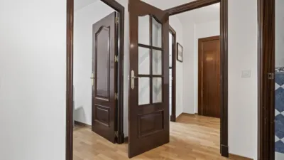Apartment on Jiménez Aranda Street, No. > photo 32