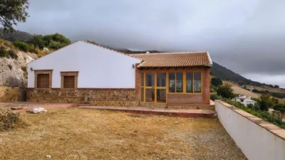 House on Calle Diseminado Poligono 166, No. photo 2