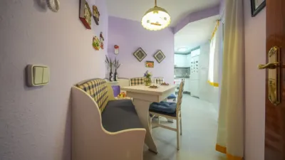 Apartment on Pintor Velázquez Street, No. > photo 13