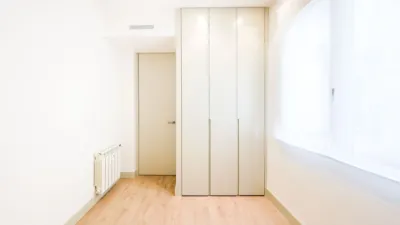 Flat on C. del Gral. Oráa, nº > photo 16