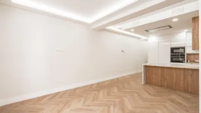 Apartment on Calle C- de Fernán González, No. photo 10