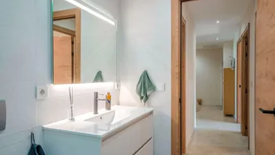 Detached house on Carrer de la Democràcia, nº > photo 25