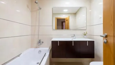 Apartment on Carrer del Llac Constança, no. > photo 13