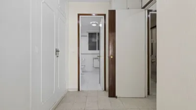 Apartment on Av. de La República Argentina, No. photo 31
