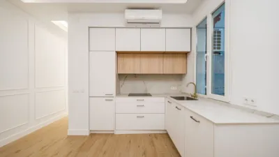 Apartment on Calle de Ibiza, No. > photo 11