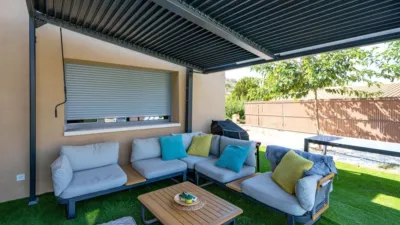 Detached house on Carrer de la Democràcia, nº > photo 44