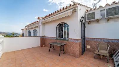 Casa adosada en calle del Sauce, nº > photo 11