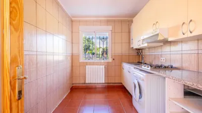 Single-family home in Camping Valdemorillo photo 12